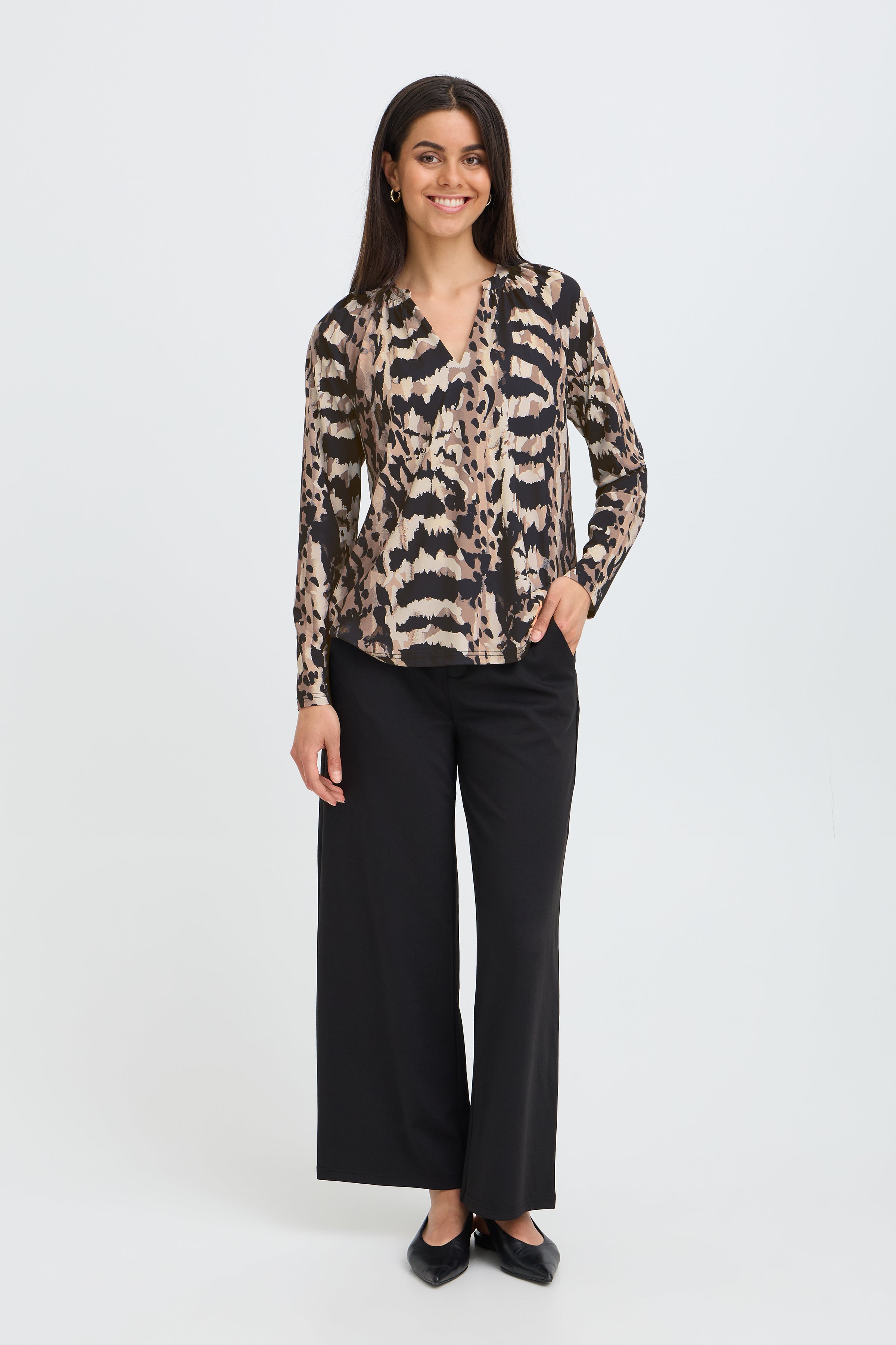 Fransa Long Sleeve V-Neck Top - Style 20618221