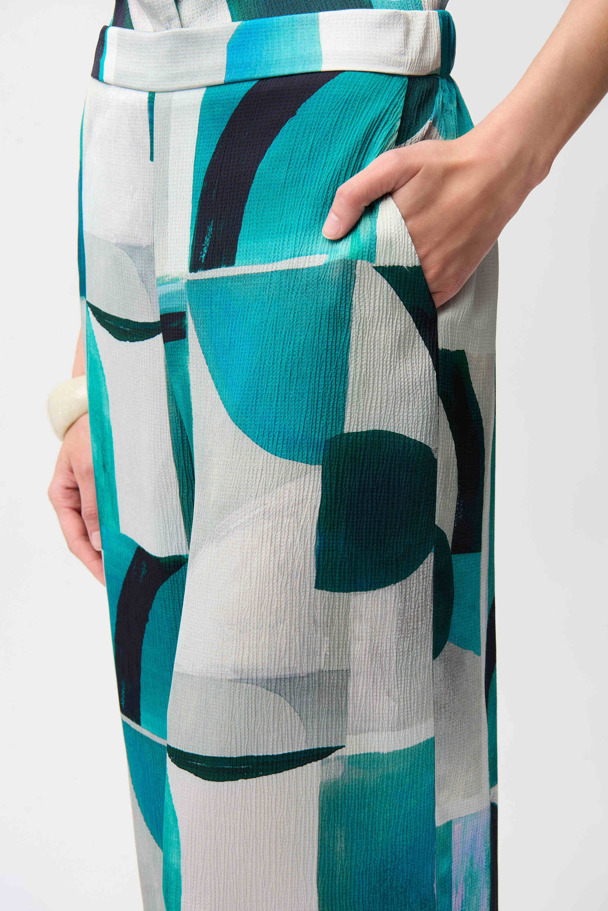 Geometric Wide Leg Pants
