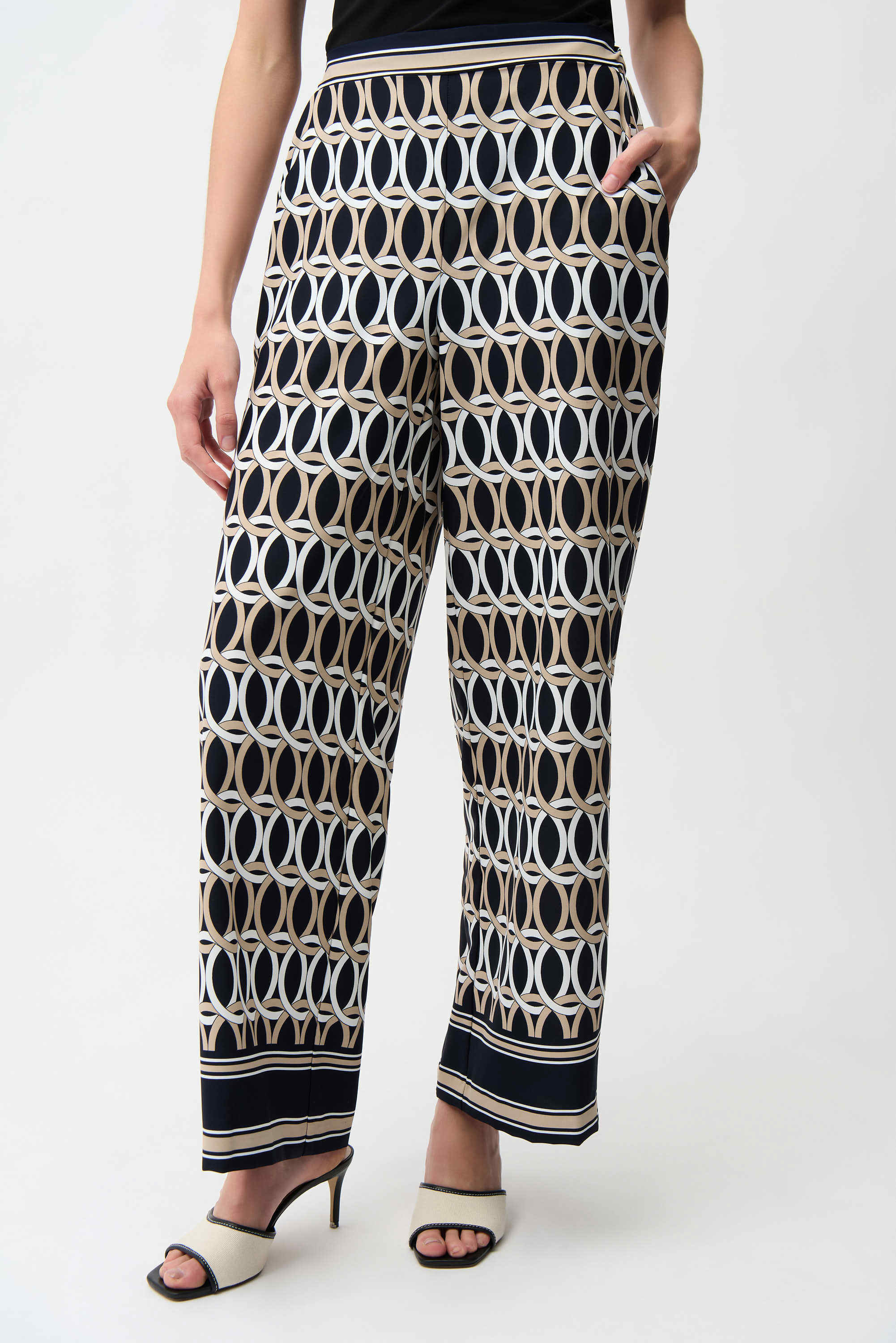 Chain Border Print Pants