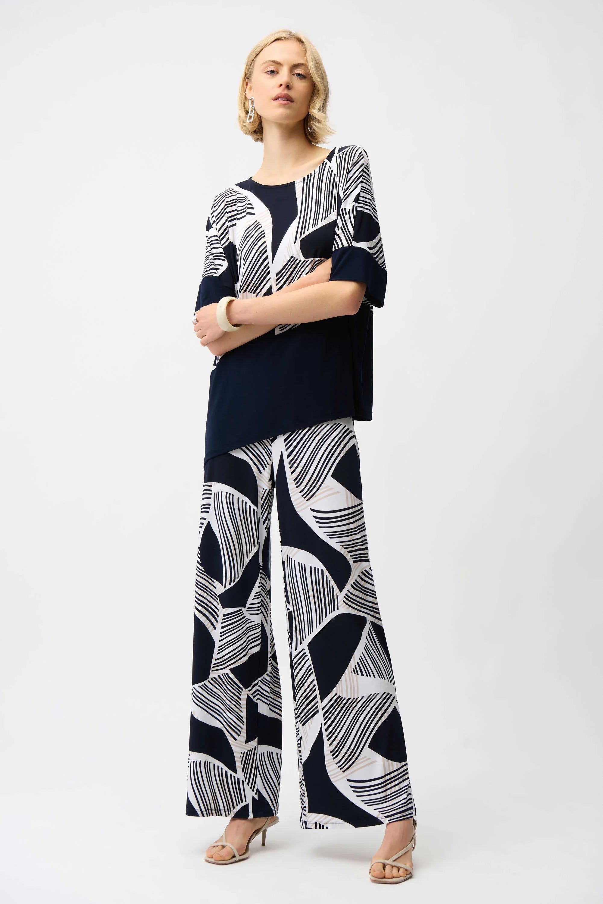 Geometric Asymmetric Cocoon Top