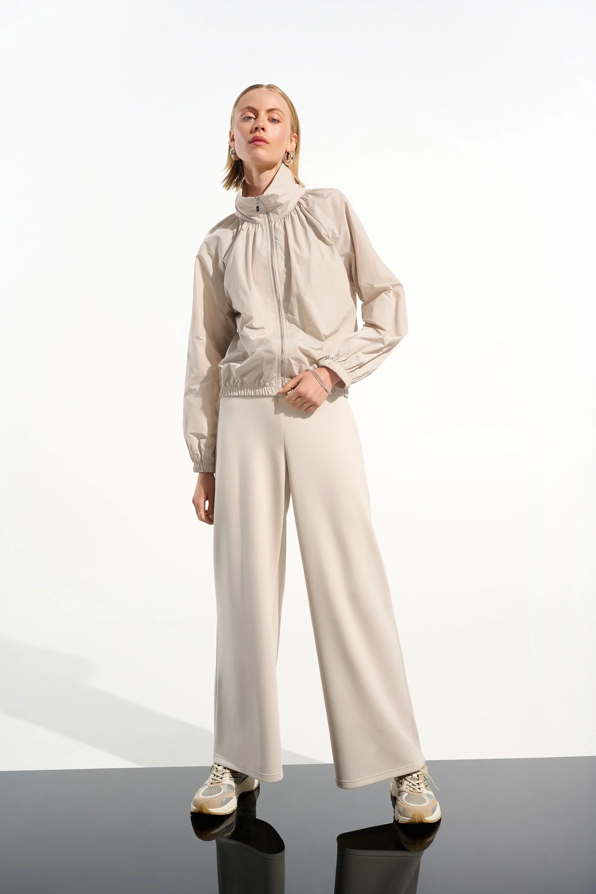 Funnel Collar Puffed Jacket
