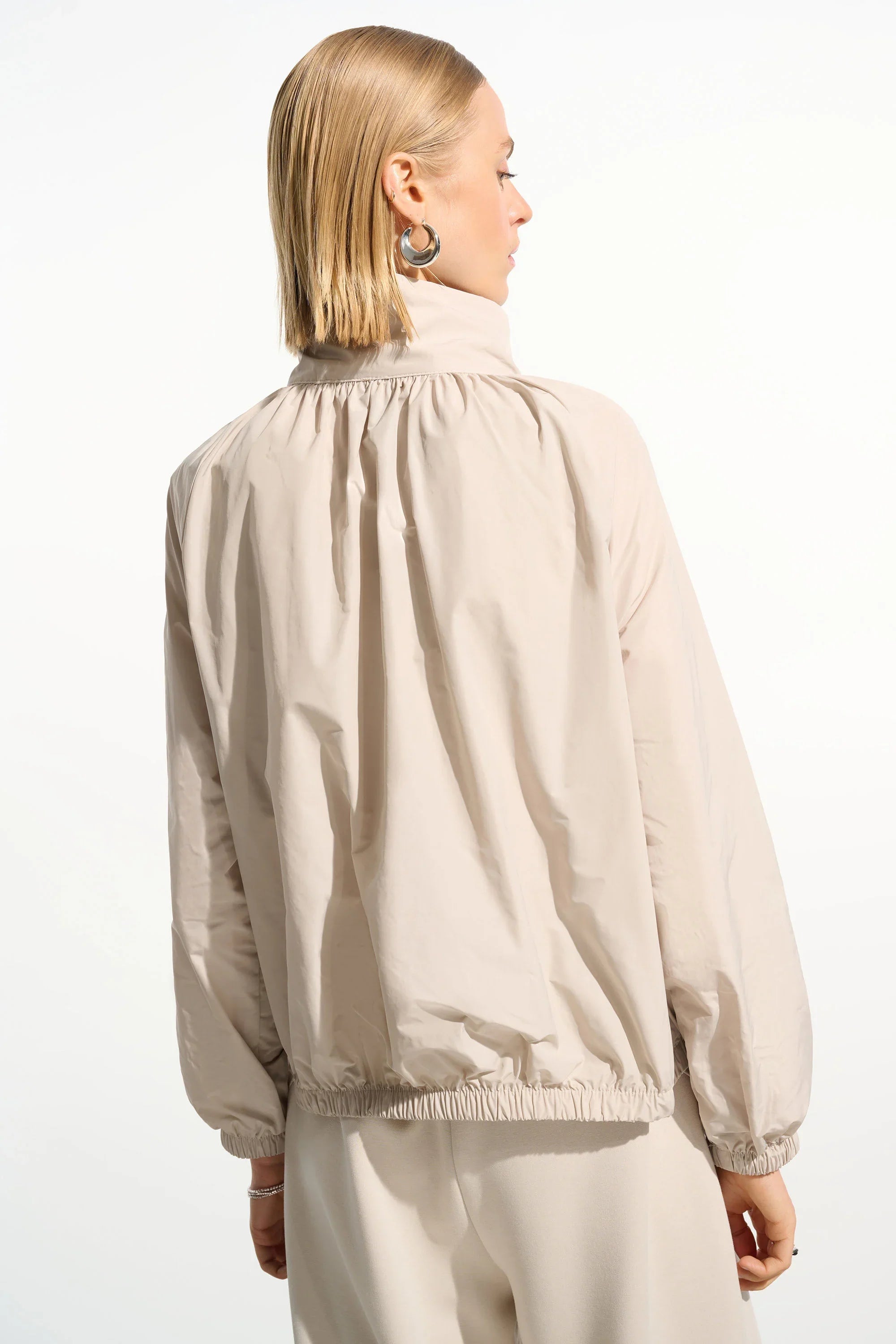 Funnel Collar Puffed Jacket