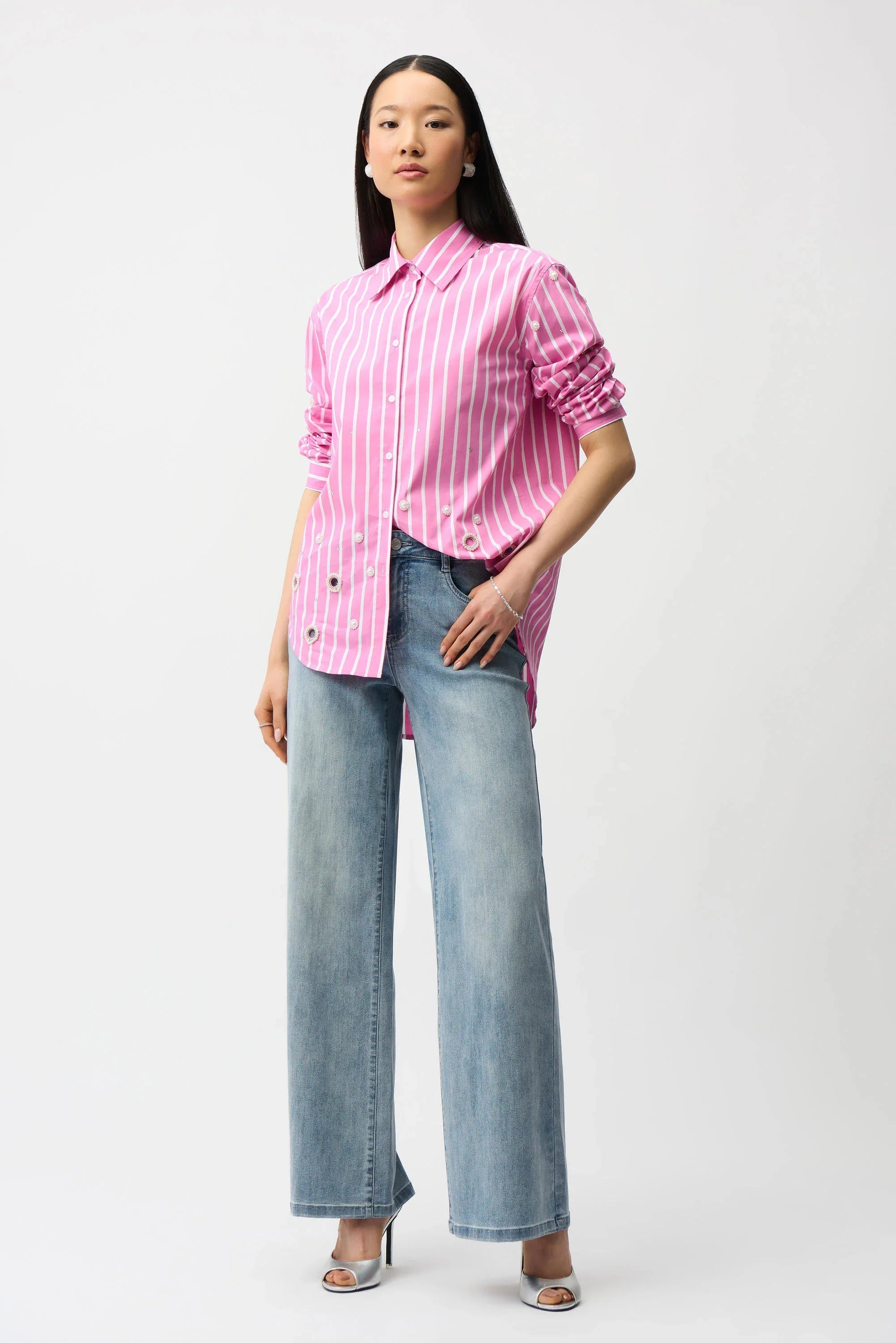 Embellished Hem Crewneck Blouse