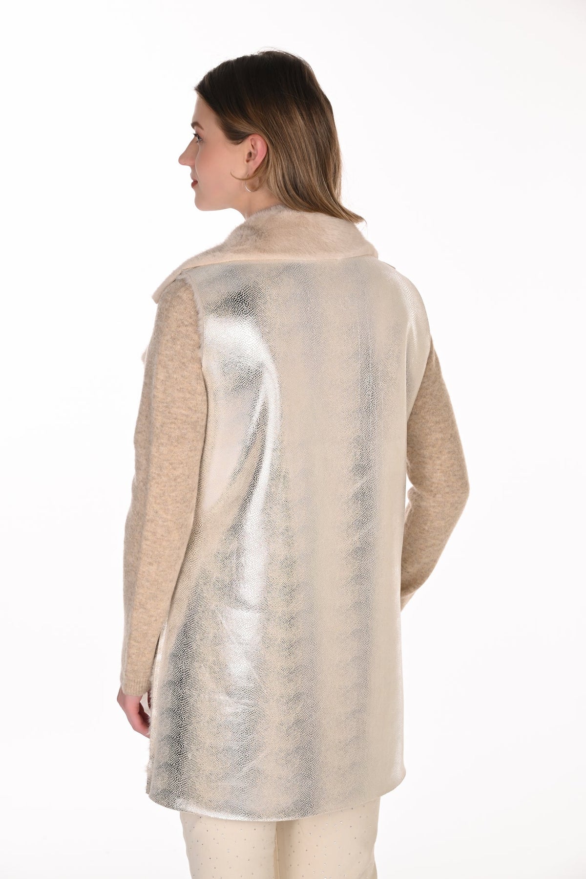 Frank Lyman Reversible Jacket With Patch Pockets - Style 263104