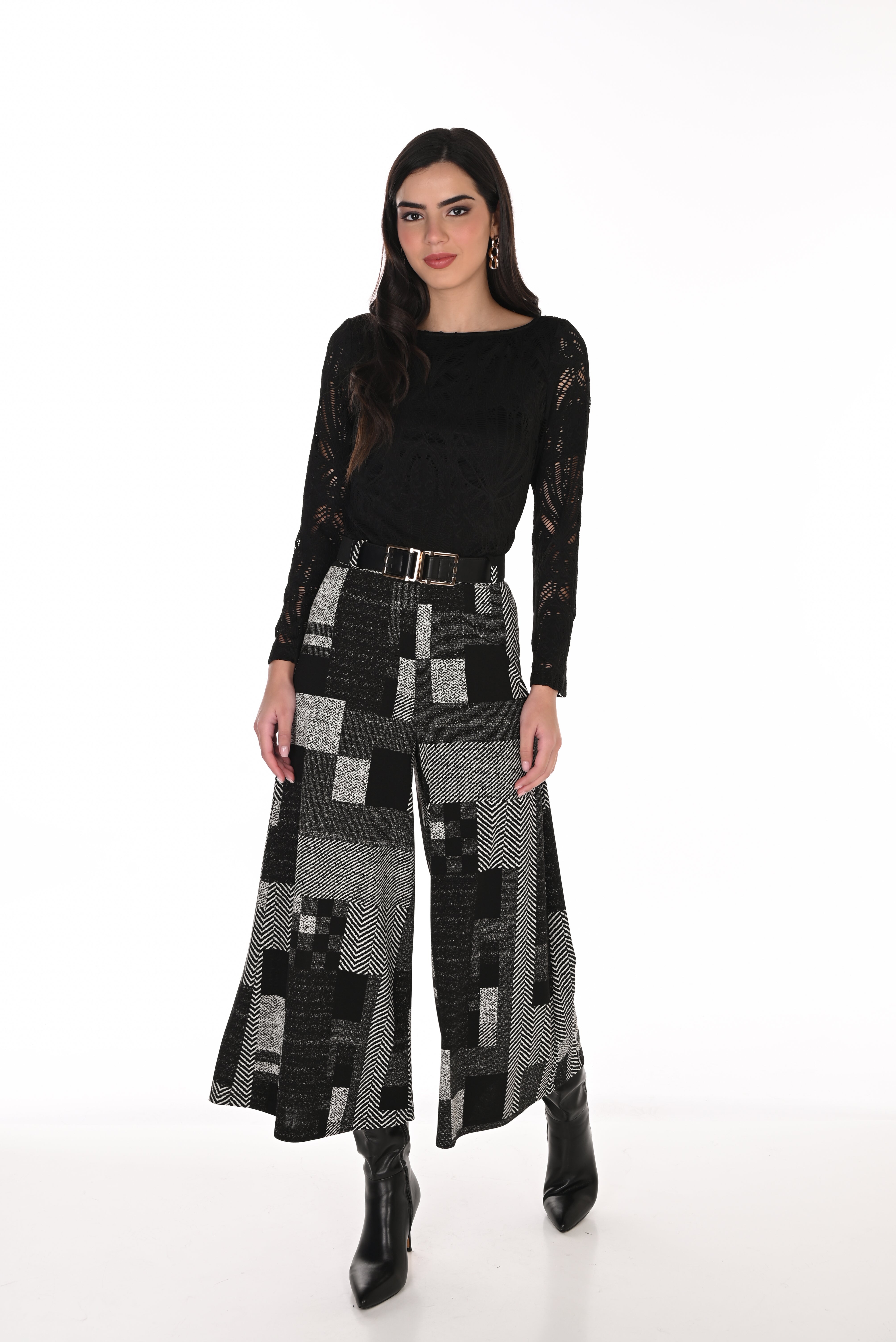 Geo Pattern Wide-Leg Crop Pant