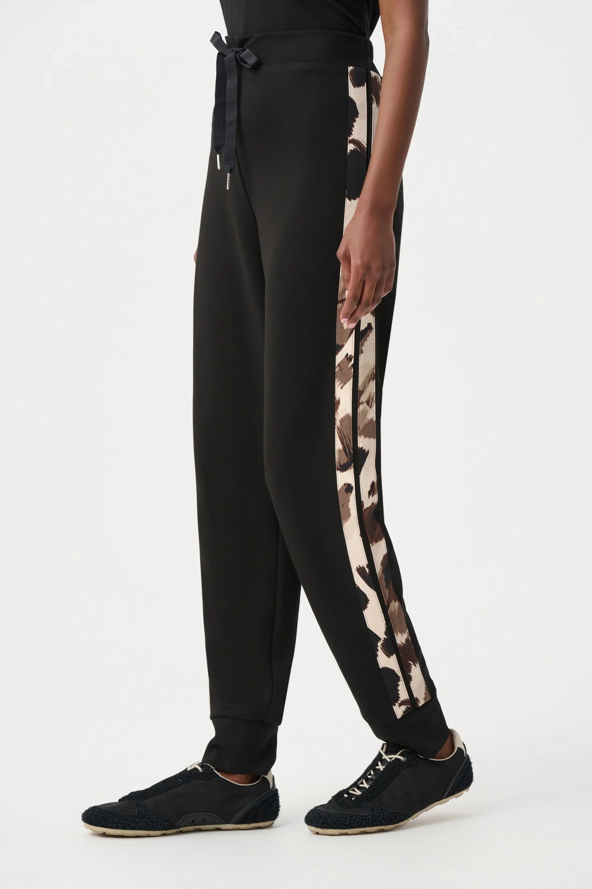 Animal Trimmed Jogger Pant