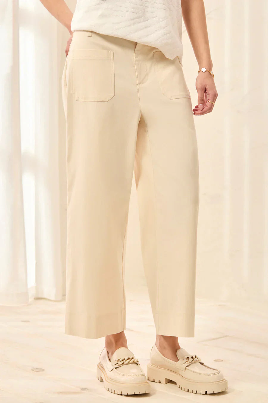 Wide-Leg Pull-On Ankle Pants