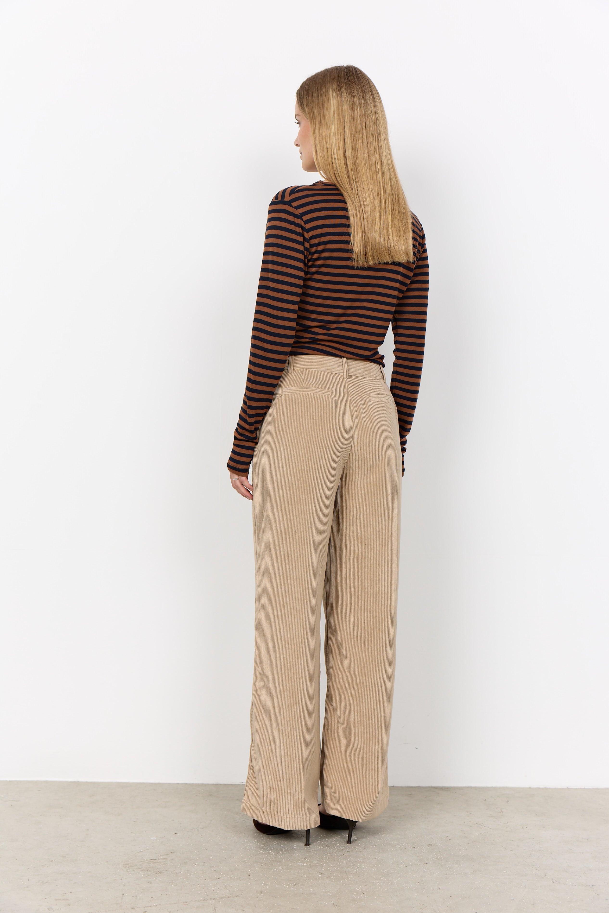 Soya Concepts Front Straight Leg Pant - Style 5F41368C