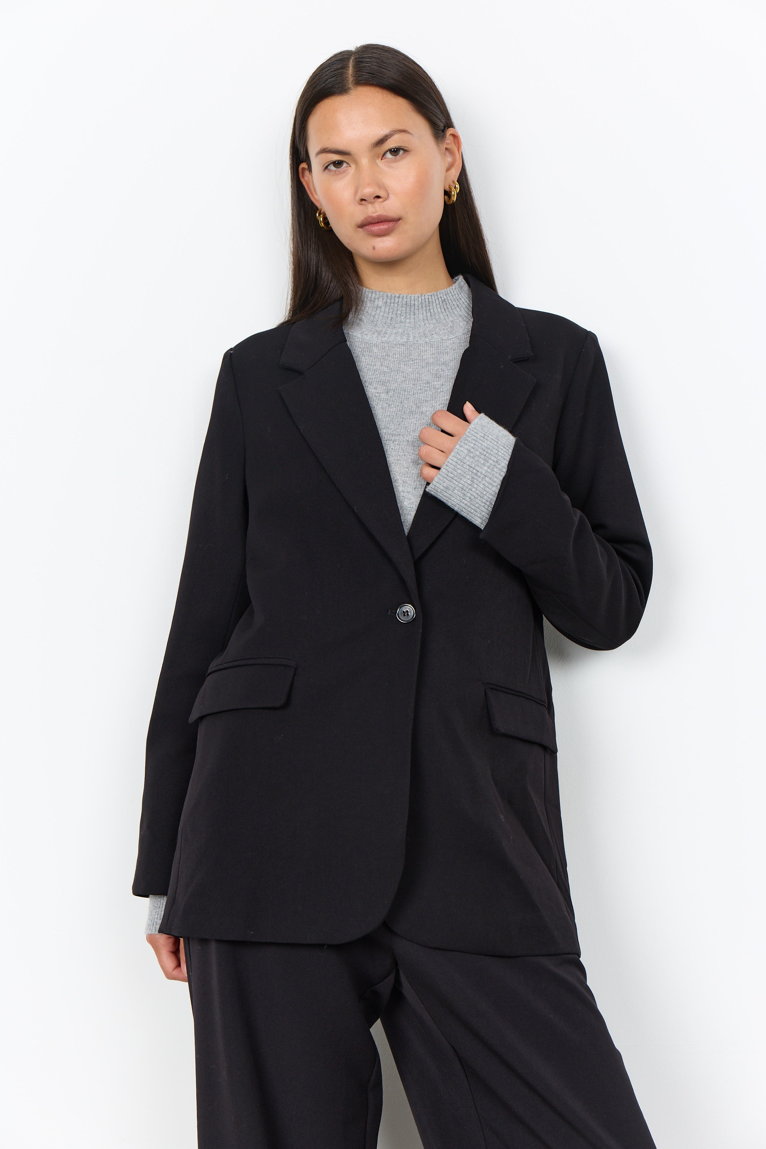 Soya Concepts Single Button Boxy Blazer - Style 5F41444