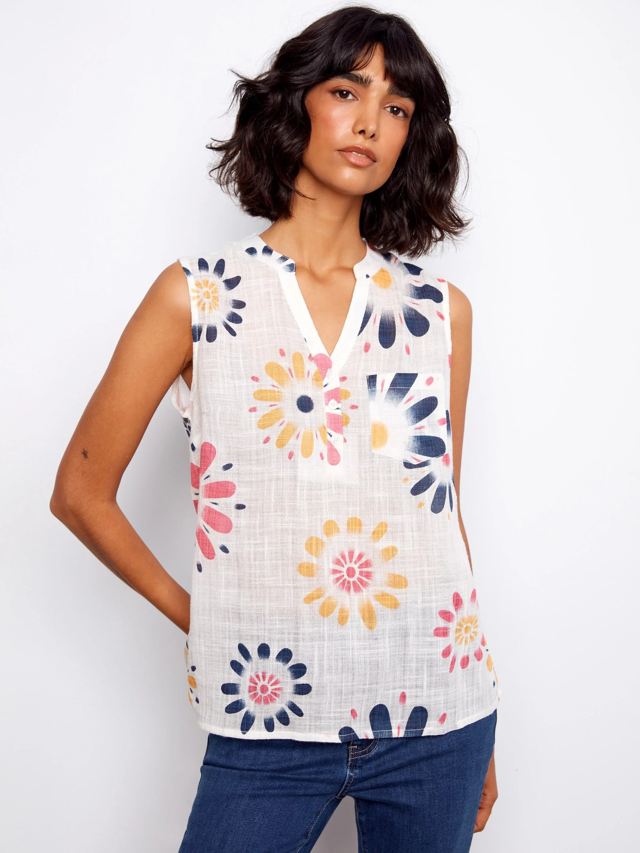 Printed Gauze Sleeveless Blouse