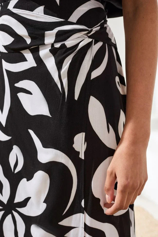 Printed Wrap‑Front Pull‑On Midi Skirt